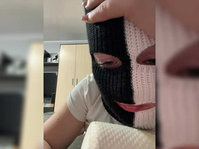 babyled11 live webcam show