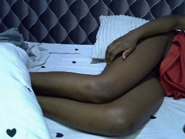 Sweetsheila1234 live cam on BongaCams