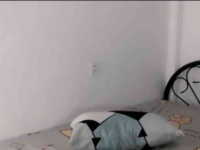 Disney4U-1 Live Webcam on BongaCams