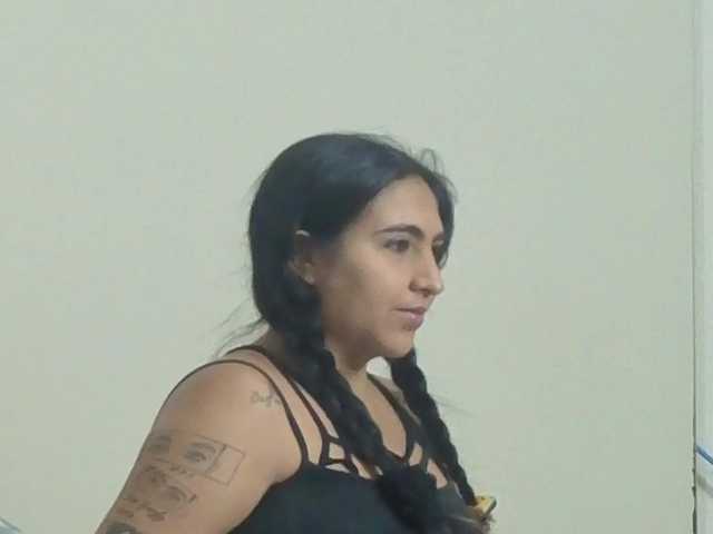 rousebonny live cam on BongaCams