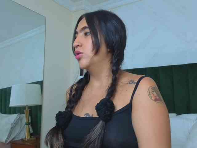rousebonny Live Webcam on BongaCams
