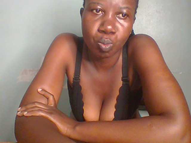 Creme-dall live webcam show