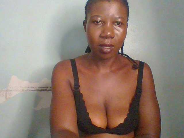 Creme-dall live webcam show