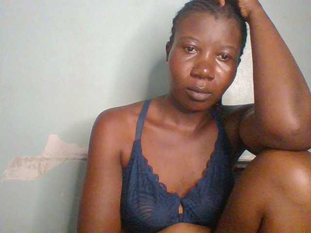 Creme-dall live webcam show