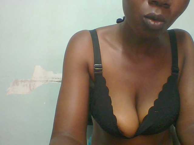 Creme-dall live webcam show