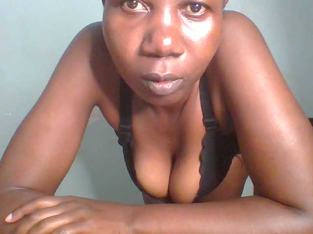 Creme-dall live webcam show