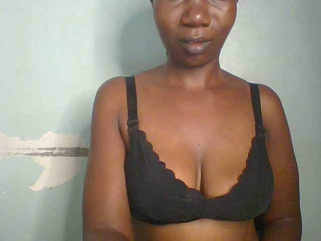 Creme-dall Live Cam su BongaCams