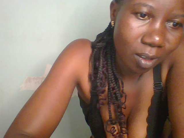 Creme-dall live webcam show