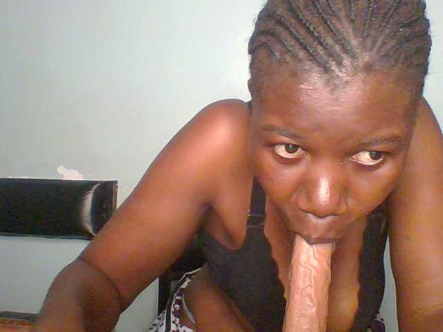 Creme-dall live webcam show