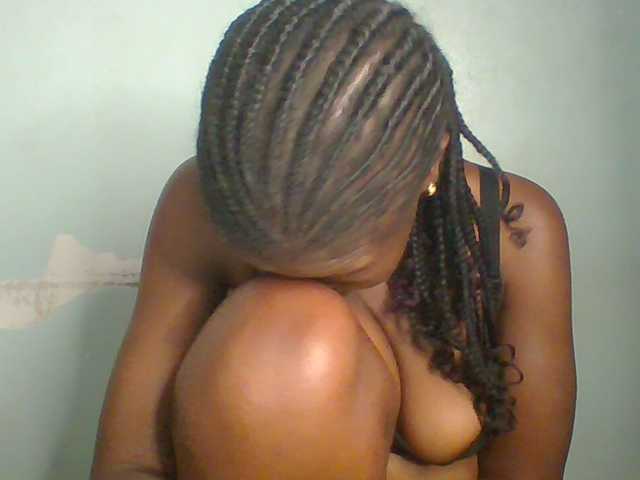 Creme-dall live webcam show