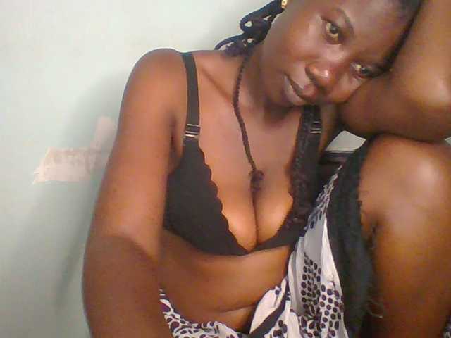 Creme-dall live webcam show