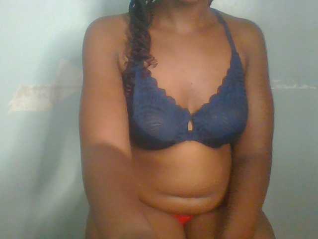 Creme-dall live cam on BongaCams