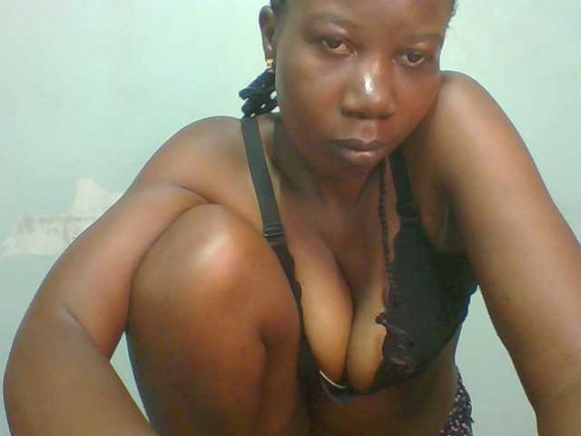 Creme-dall live webcam show