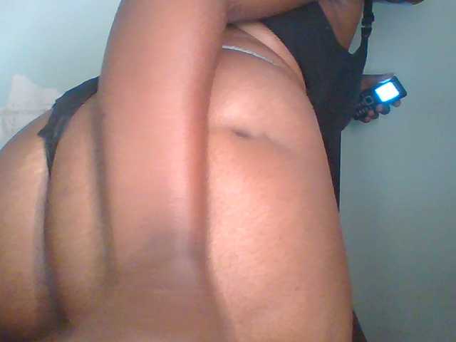 Creme-dall live webcam show