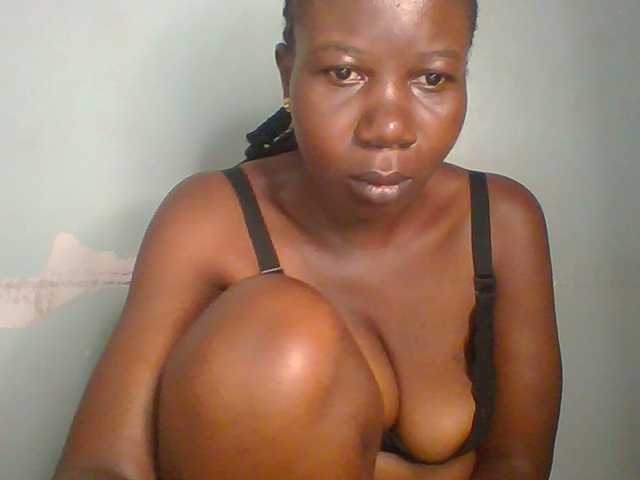 Creme-dall live webcam show