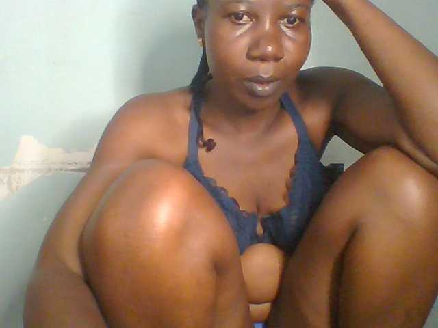 Creme-dall live webcam show
