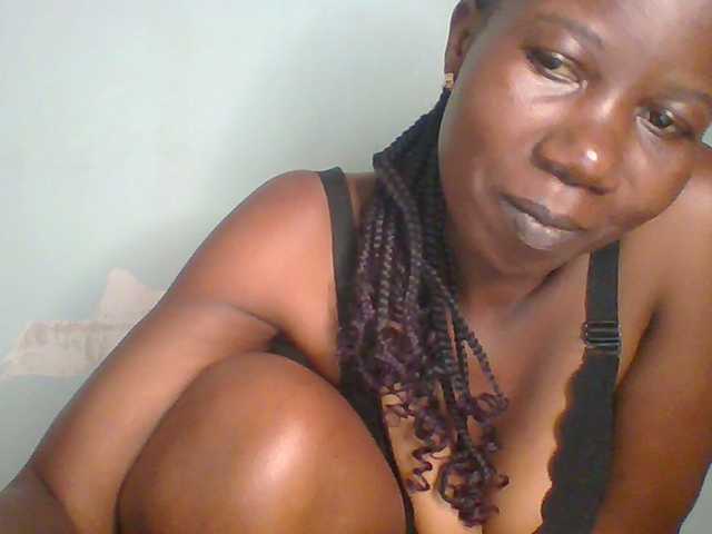 Creme-dall live webcam show