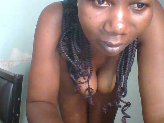 Creme-dall live webcam show