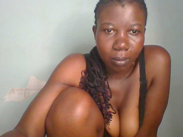 Creme-dall live webcam show