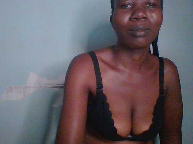Creme-dall live webcam show