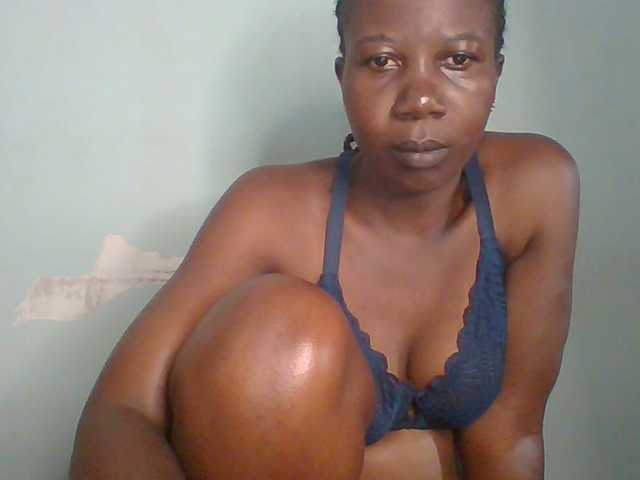 Creme-dall live webcam show