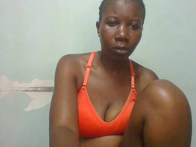 creme-dall live sex show