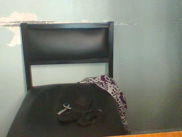 Creme-dall live cam on BongaCams