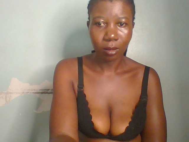 Creme-dall live webcam show