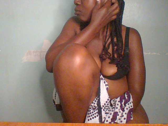 Creme-dall live webcam show