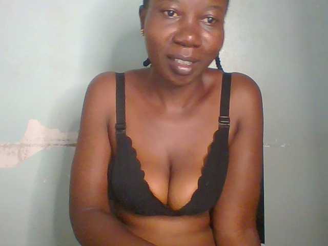 Creme-dall live webcam show