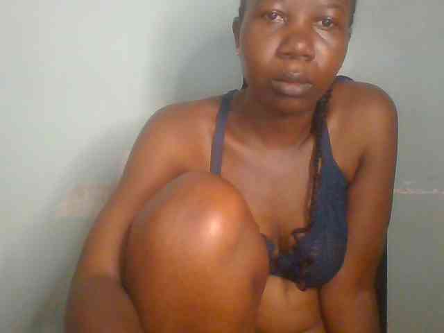 Creme-dall Live Webcam on BongaCams