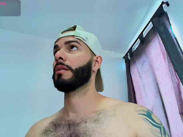 tommelbailey1 Live Webcam on BongaCams