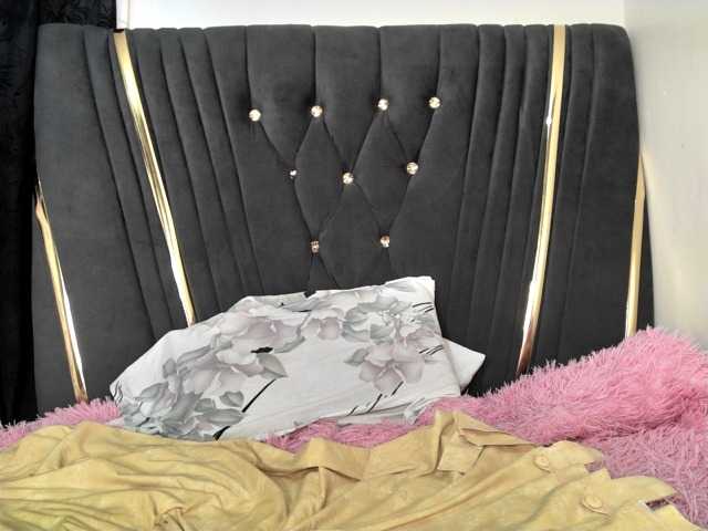 Sexyshanty live cam on BongaCams