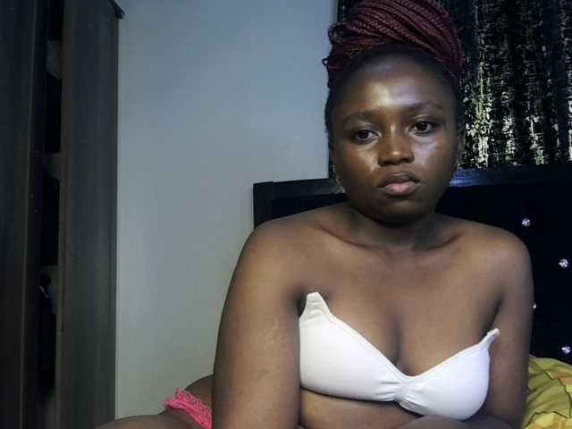 Sexyshanty live webcam show