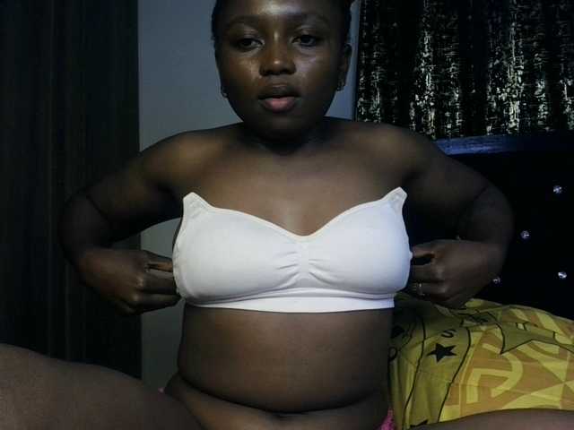 Sexyshanty live webcam show