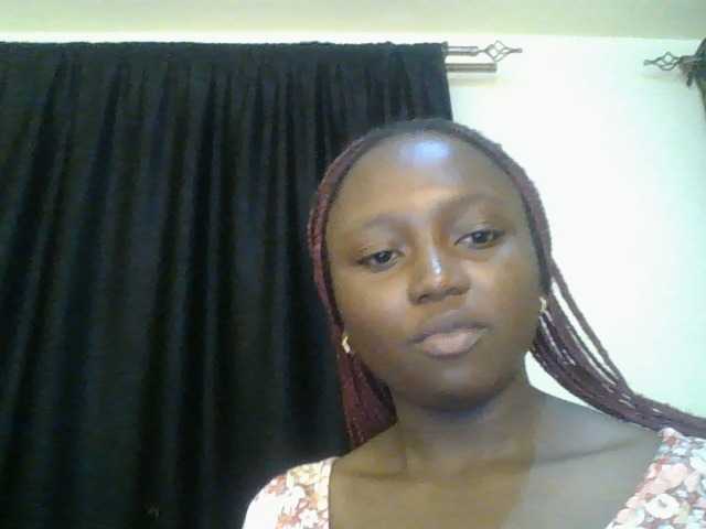 Sexyshanty live cam on BongaCams