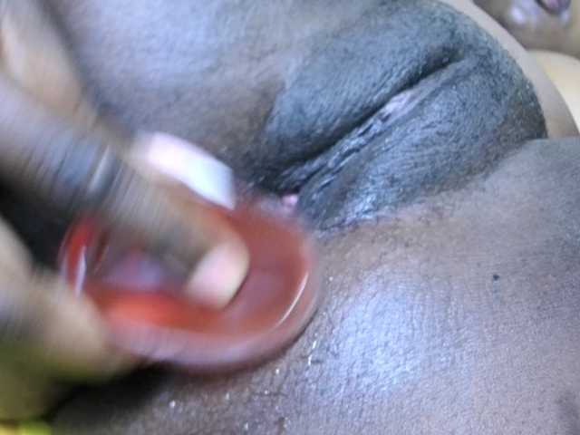Sexyshanty live cam on BongaCams