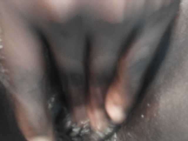 Sexyshanty live cam on BongaCams