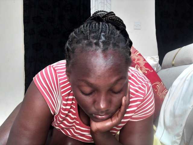 Sexyshanty live cam on BongaCams