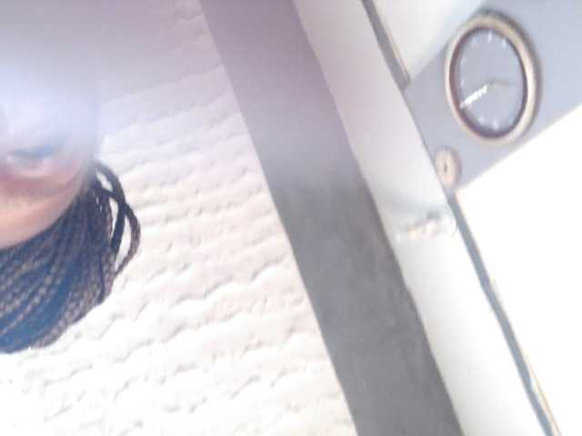 Sexyshanty live cam on BongaCams