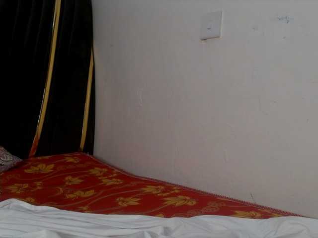 Sexyshanty live cam on BongaCams