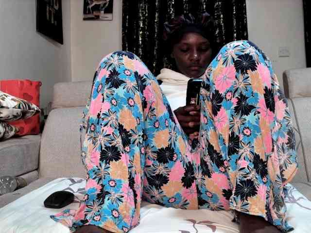 Model: Sexyshanty