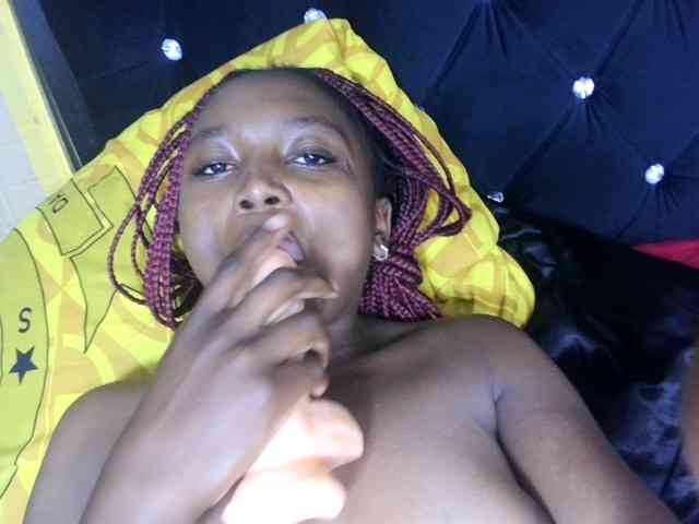 Sexyshanty webcam