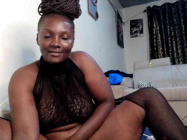 Sexyshanty webcam