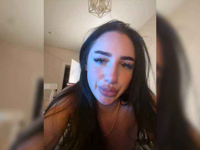 AminaVelvet live cam on BongaCams