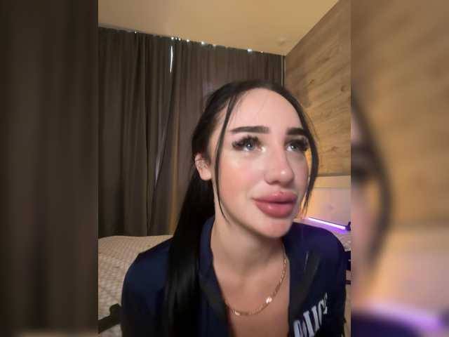 aminavelvet cam belle
