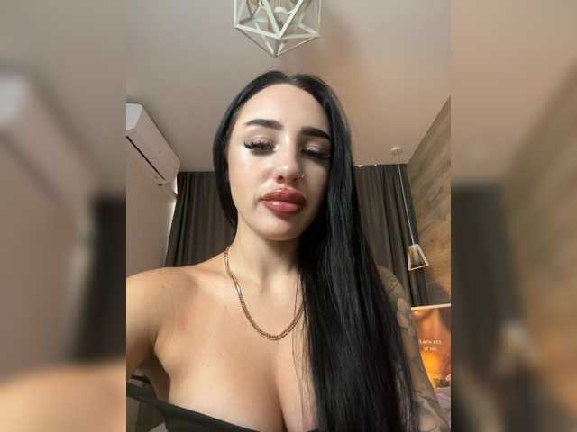 AminaVelvet live cam on BongaCams