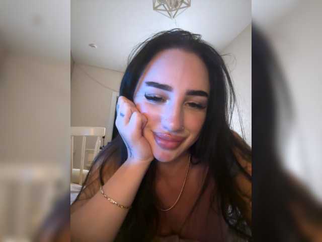 AminaVelvet live cam on BongaCams