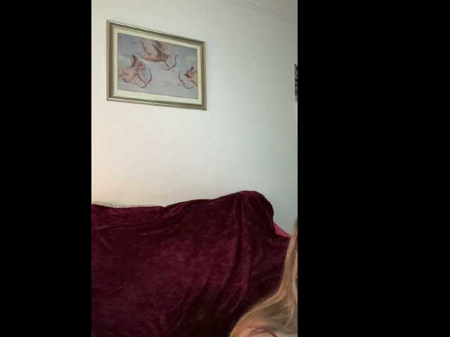 Poisoninthespace live cam on BongaCams