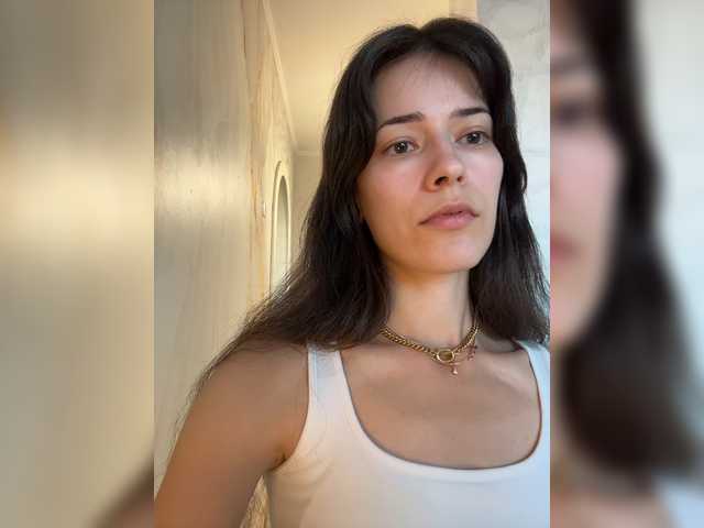 Sex chat gratuit in direct cu YourBella pe BongaCams